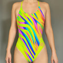 Costume intero donna da mare Alte L021AF - Roar, dettaglio indossato